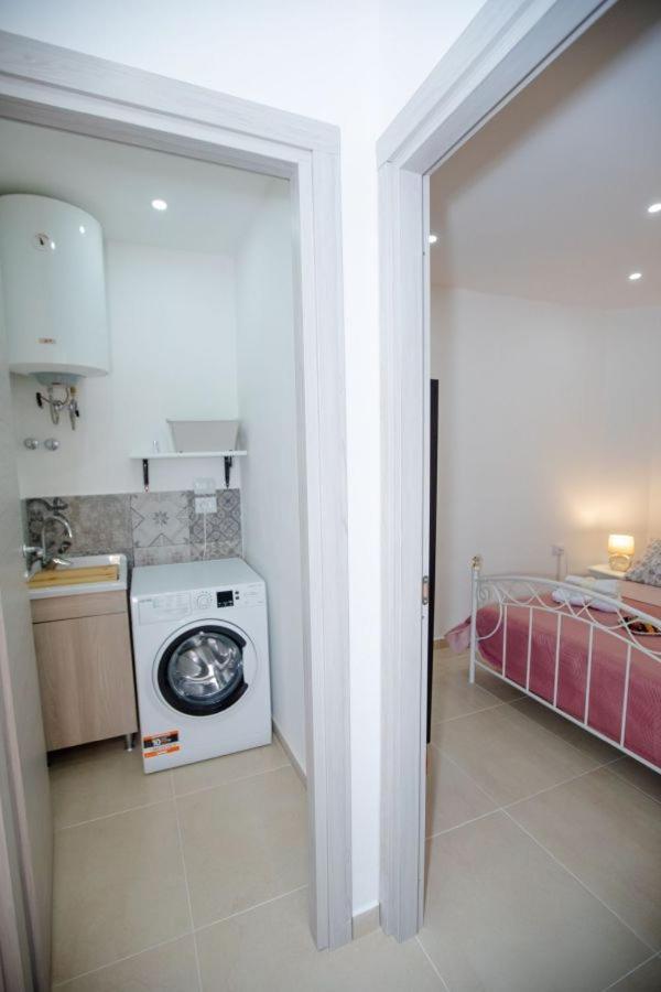 Elizabeth House Apartment Сиракуза Екстериор снимка